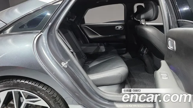 Hyundai IONIQ 6 2023 thumb 2