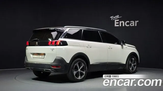 Peugeot 5008 2018 thumb 2