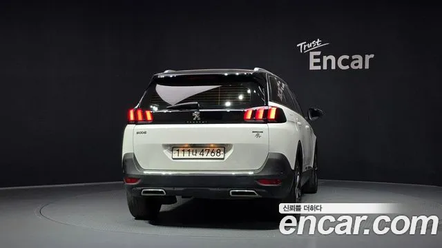 Peugeot 5008 2018 thumb 4