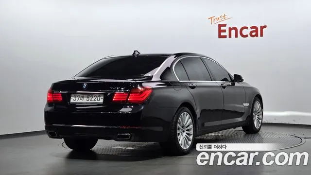 BMW 7 серии 2013 thumb 2