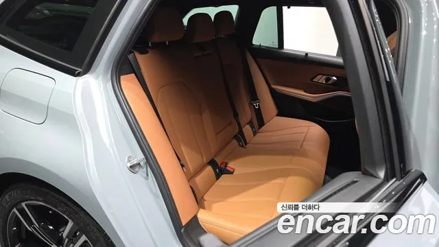 BMW 3 серии 2024 thumb 12