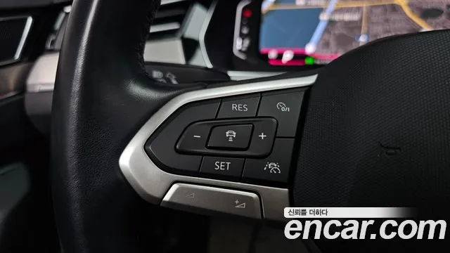 Volkswagen Passat (North America and China) 2022 thumb 2