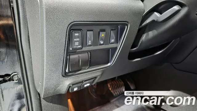 Renault Koleos 2017 thumb 12