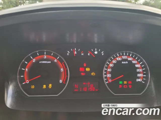 KG_Mobility_Ssangyong KORANDO 2016 thumb 10