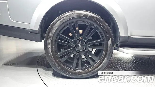Land Rover Discovery 2010 thumb 4