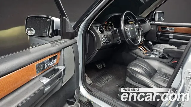 Land Rover Discovery 2010 thumb 9