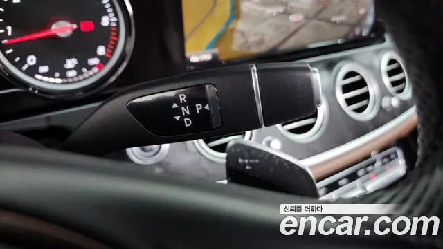 Mercedes-Benz E-Класс 2018 thumb 12