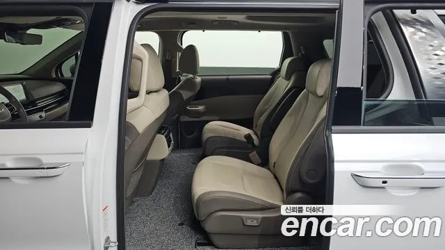 Kia Carnival 2024 thumb 12