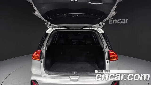 Kia Niro 2022 thumb 2