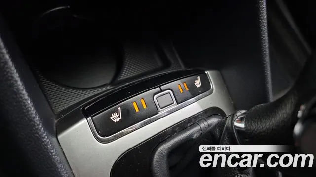 Kia Pride 2012 thumb 10