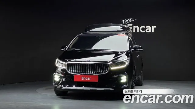 Kia Carnival 2018 thumb 2