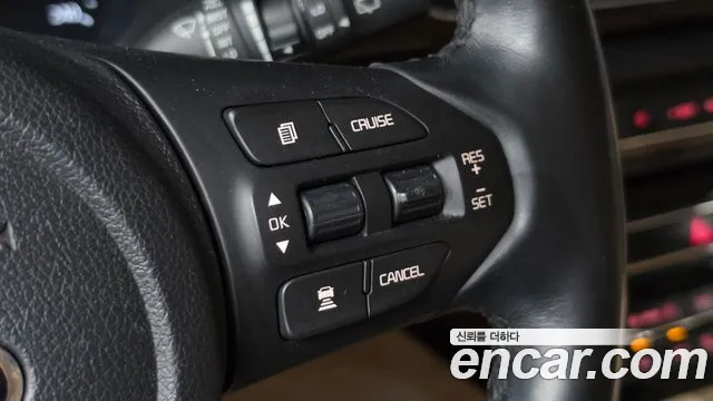 Kia Carnival 2018 thumb 12
