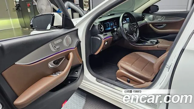 Mercedes-Benz E-Класс 2018 thumb 7