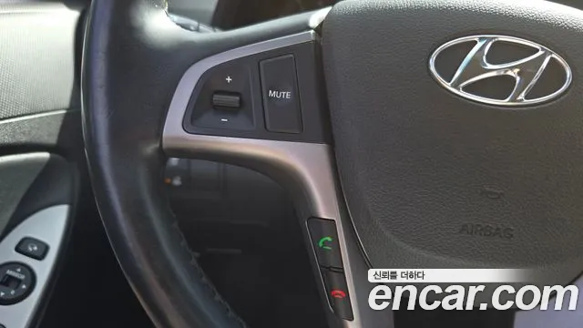Hyundai Accent 2019 thumb 4