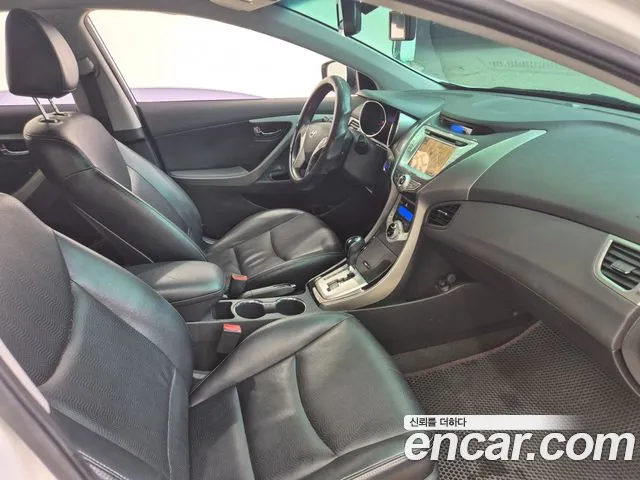 Hyundai Avante 2012 thumb 7