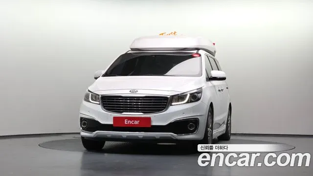 Kia Carnival 2017 thumb 5