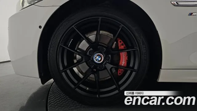 BMW 5 серии 2016 thumb 4