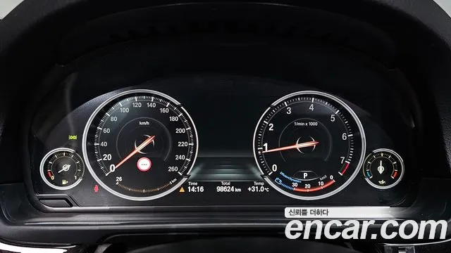 BMW 5 серии 2016 thumb 7