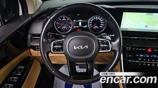 Kia Carnival 2023 thumb 5