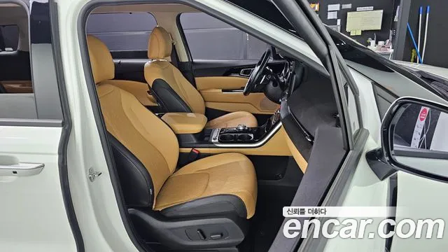 Kia Carnival 2023 thumb 12