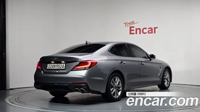 Genesis G70 2019 thumb 2