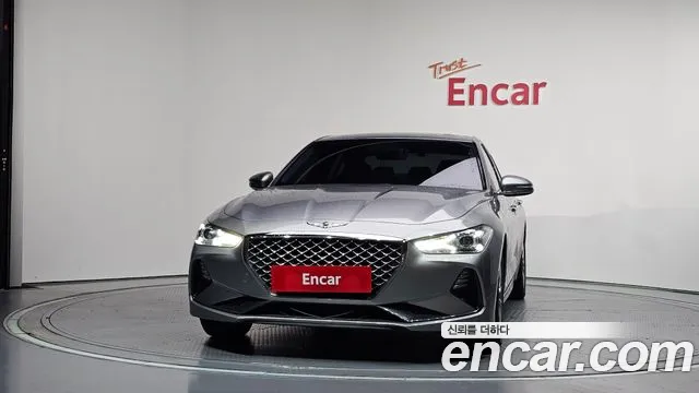 Genesis G70 2019 thumb 3