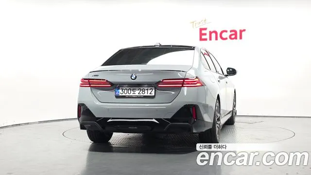 BMW 5 серии 2025 thumb 9