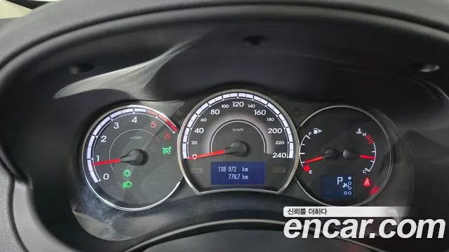 Renault QM5 2015 thumb 8
