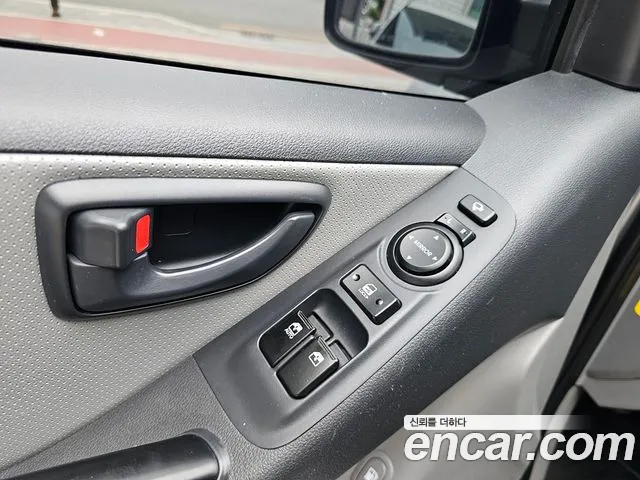 Hyundai Starex 2020 thumb 2