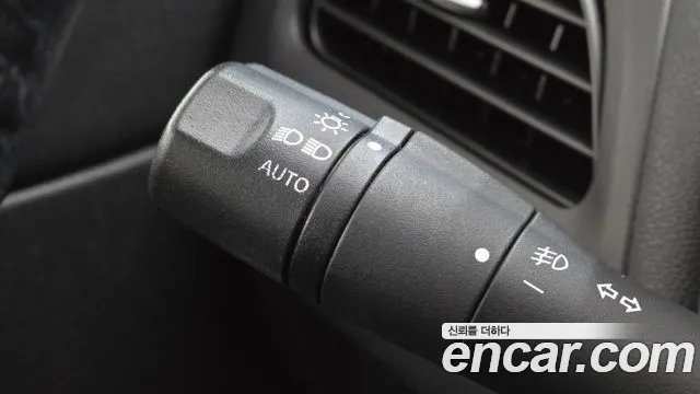 Renault Fluence 2013 thumb 3
