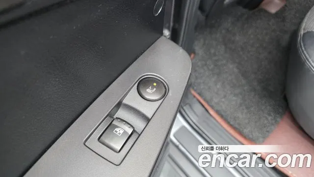 KG_Mobility_Ssangyong KORANDO 2013 thumb 11