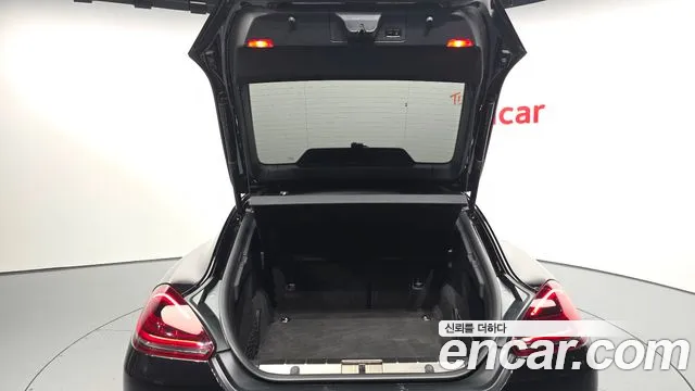 Porsche Panamera 2016 thumb 6