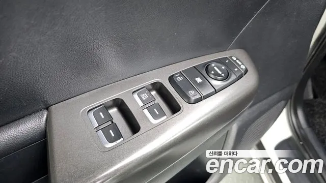 Kia Sportage 2017 thumb 10