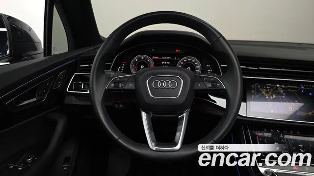 Audi Q7 2023 thumb 10