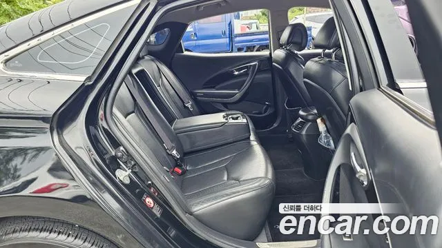 Hyundai Grandeur 2011 thumb 10