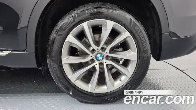 BMW X6 2015 thumb 2