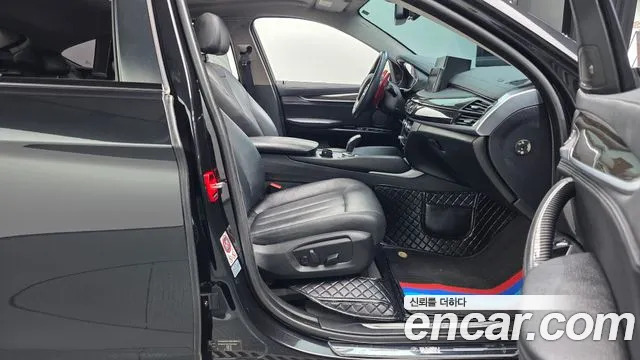 BMW X6 2015 thumb 11