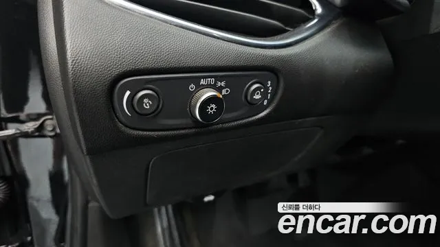 Chevrolet Malibu 2020 thumb 5