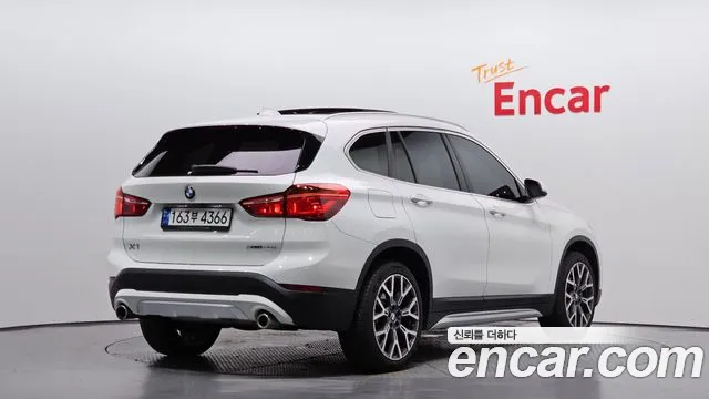 BMW X1 2022 thumb 5