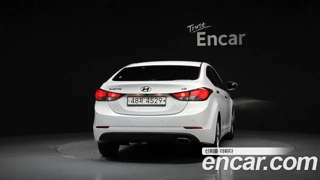 Hyundai Avante 2014 thumb 4