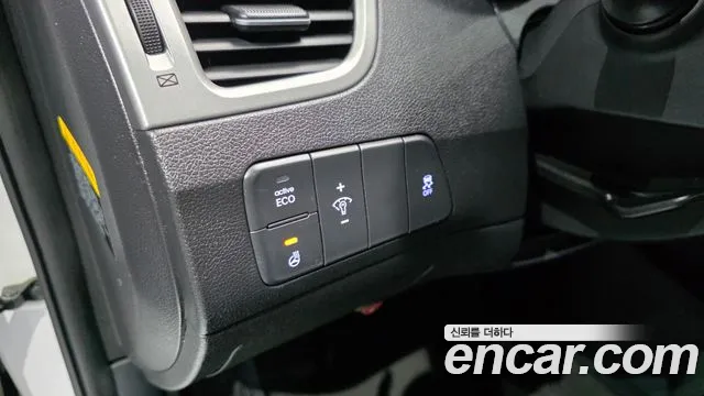 Hyundai Avante 2014 thumb 12