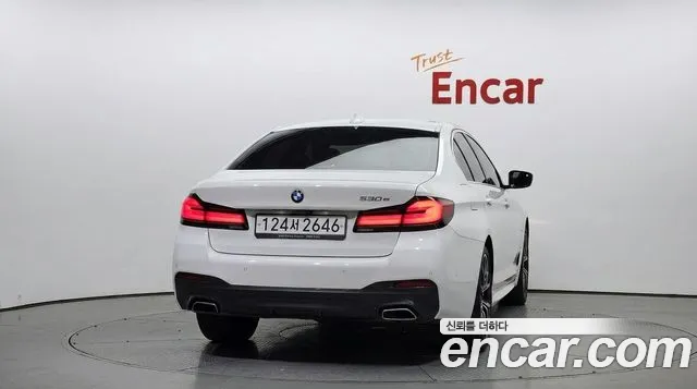 BMW 5 серии 2023 thumb 6