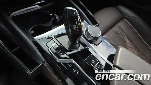 BMW 5 серии 2023 thumb 4