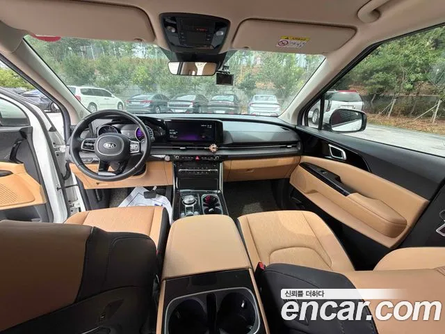 Kia Carnival 2021 thumb 7