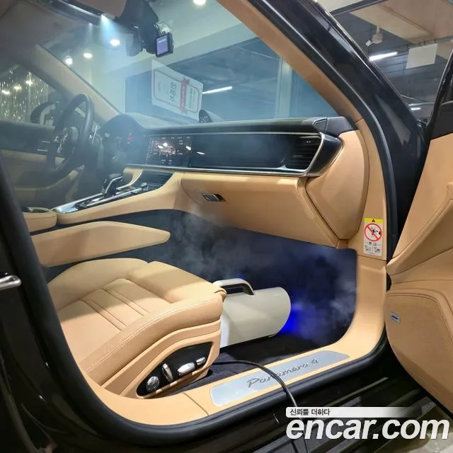 Porsche Panamera 2021 thumb 8