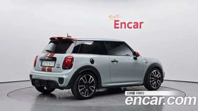 Mini Hatch 2019 thumb 2