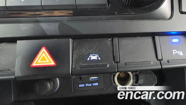 Hyundai Staria 2018 thumb 8