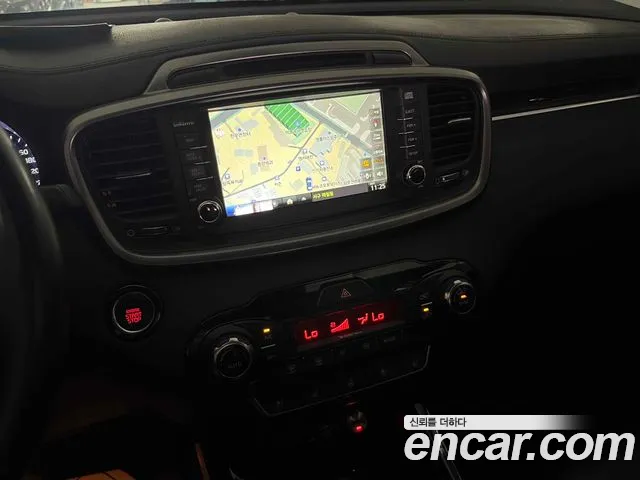 Kia Sorento 2015 thumb 12