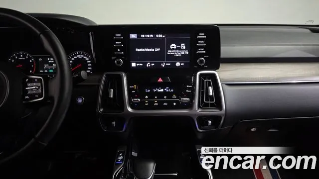Kia Sorento 2021 thumb 9