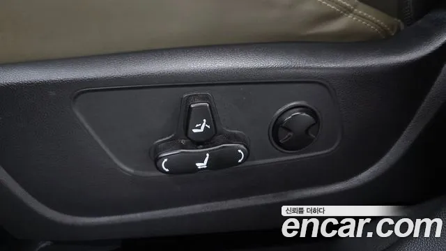 KG_Mobility_Ssangyong Torres 2023 thumb 9